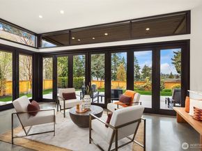 10314 SE 25th Street, Bellevue WA 98004