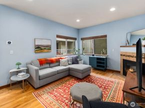 5937 California Avenue SW C, Seattle WA 98136