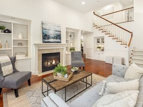 816 100th Avenue SE, Bellevue WA 98004