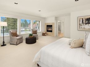 816 100th Avenue SE, Bellevue WA 98004