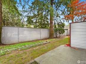 708 6th Avenue S E104, Kent WA 98032