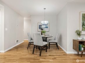 7600 SE 29th St 311, Mercer Island WA 98040