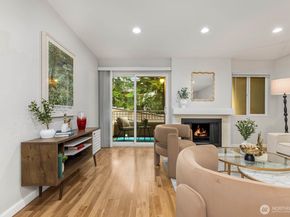 7600 SE 29th St 311, Mercer Island WA 98040