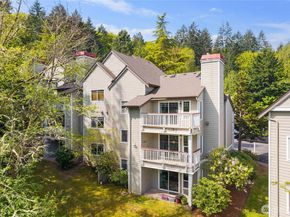 18501 SE NEWPORT Way H235, Issaquah WA 98027