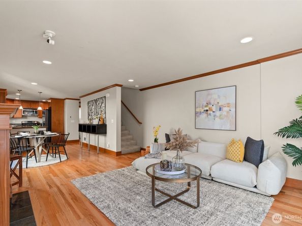 13718 N Midvale Avenue C, Seattle WA 98133