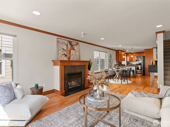 13718 N Midvale Avenue C, Seattle WA 98133