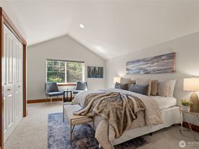 13718 N Midvale Avenue C, Seattle WA 98133