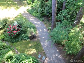 1684 152nd Avenue NE W306, Bellevue WA 98007