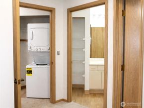 1684 152nd Avenue NE W306, Bellevue WA 98007