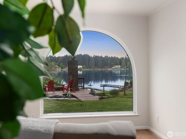 17800 185th Avenue NE, Woodinville WA 98072