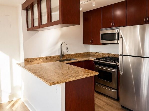 1105 Spring 901, Seattle WA 98104