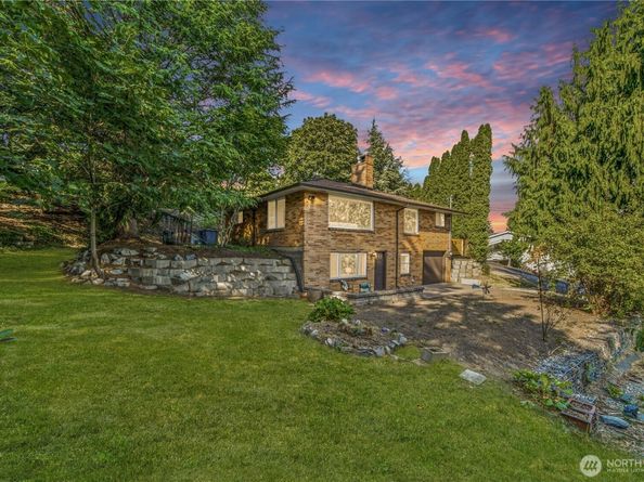 629 SW 3rd Place, Renton WA 98057