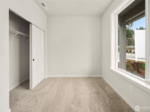 3967 Flat Top Drive, Bremerton WA 98312