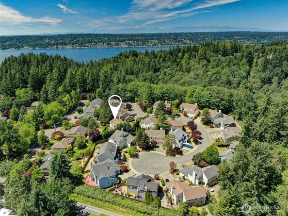 7619 NE 125th Street, Kirkland WA 98034