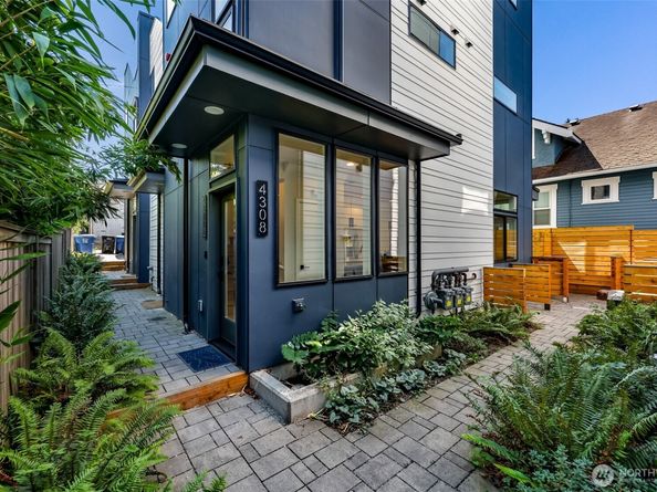4308 Wallingford Avenue N C, Seattle WA 98103