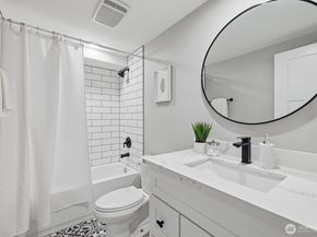 1113 S Pearl Street, Seattle WA 98108