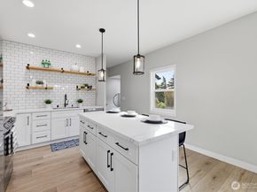 1113 S Pearl Street, Seattle WA 98108