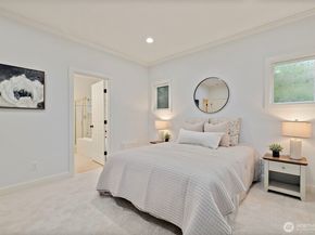 6712 127 Place SE, Bellevue WA 98006