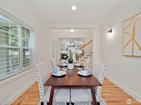 6712 127 Place SE, Bellevue WA 98006