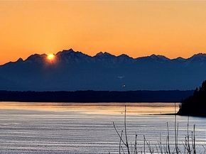 6227 95th Place SW, Mukilteo WA 98275