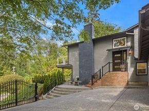 133 N 205th Street, Shoreline WA 98133
