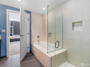 909 5th Avenue 1902, Seattle WA 98104