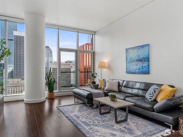 909 5th Avenue 1902, Seattle WA 98104
