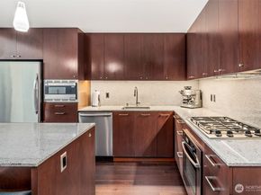 909 5th Avenue 1902, Seattle WA 98104