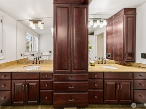 1225 9th Avenue W, Seattle WA 98119