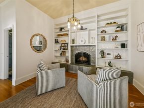 1225 9th Avenue W, Seattle WA 98119