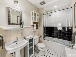 1225 9th Avenue W, Seattle WA 98119