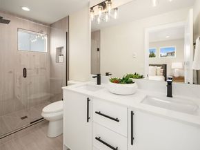 319 NW 87th Street B, Seattle WA 98117