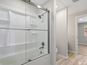5311 188th Street SW C10, Lynnwood WA 98037