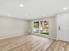 5311 188th Street SW C10, Lynnwood WA 98037