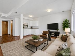512 N 104th Street, Seattle WA 98133