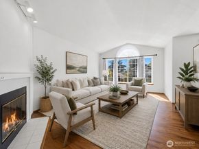 512 N 104th Street, Seattle WA 98133