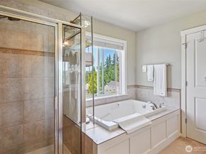 20916 13th Avenue W, Lynnwood WA 98036