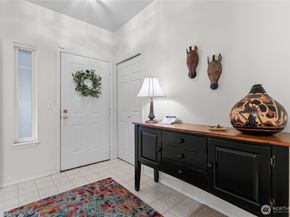 12118 NE 171st Place E203, Bothell WA 98011