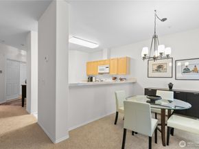 12118 NE 171st Place E203, Bothell WA 98011