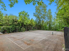 12118 NE 171st Place E203, Bothell WA 98011