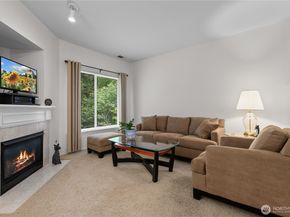 12118 NE 171st Place E203, Bothell WA 98011