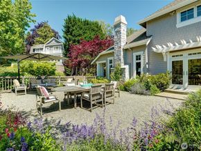 502 95th Avenue NE, Bellevue WA 98004
