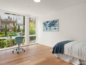 633 13th Avenue E, Seattle WA 98102