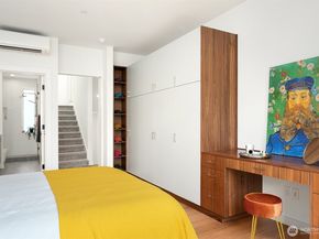 633 13th Avenue E, Seattle WA 98102