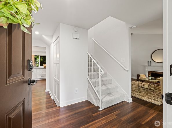 10710 126th Place NE, Kirkland WA 98033