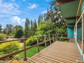 6180 NE 185th Street, Kenmore WA 98028