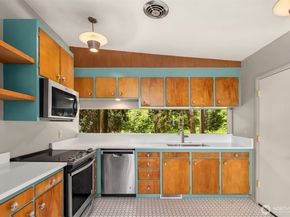 6180 NE 185th Street, Kenmore WA 98028