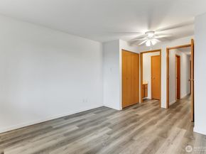 4895 76th Street SW D302, Mukilteo WA 98275