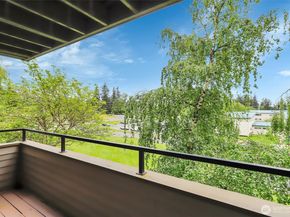 4895 76th Street SW D302, Mukilteo WA 98275