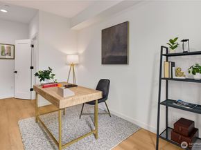 3817 C Fremont Avenue N, Seattle WA 98103